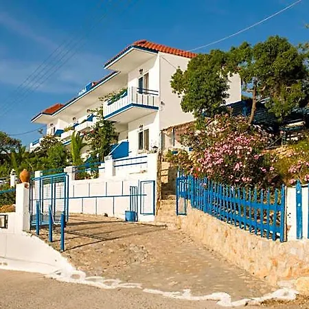 Antoniadi Apartman *